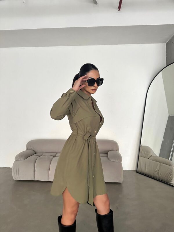Robe chemise avec ceinture – Image 4